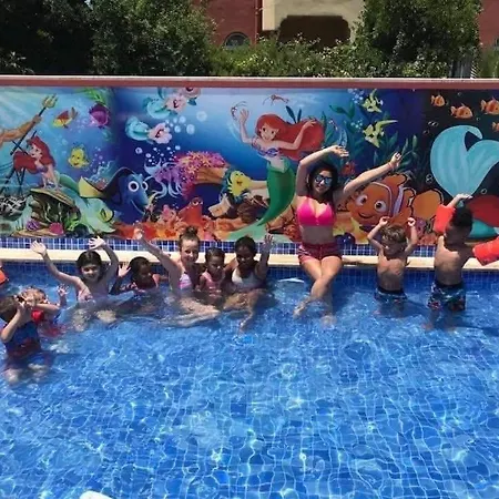 Sun מלון דירות מרמריס